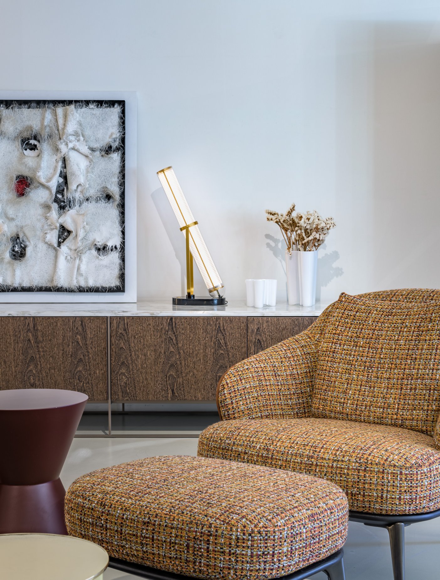 MINIM Barcelona MINIM mobiliario e iluminación de diseño